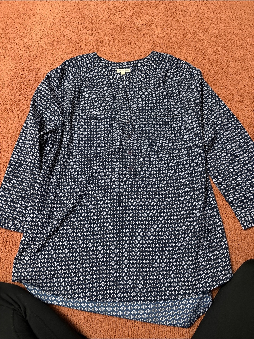Antilia Femme Navy and White Geometric-Print Blouse